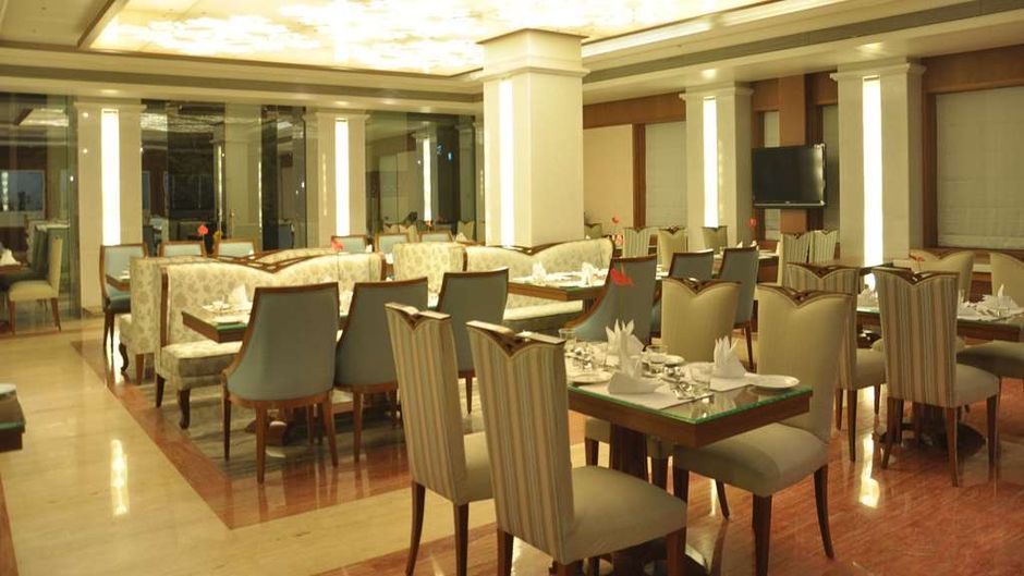Royal Tulip Navi Mumbai Restaurant