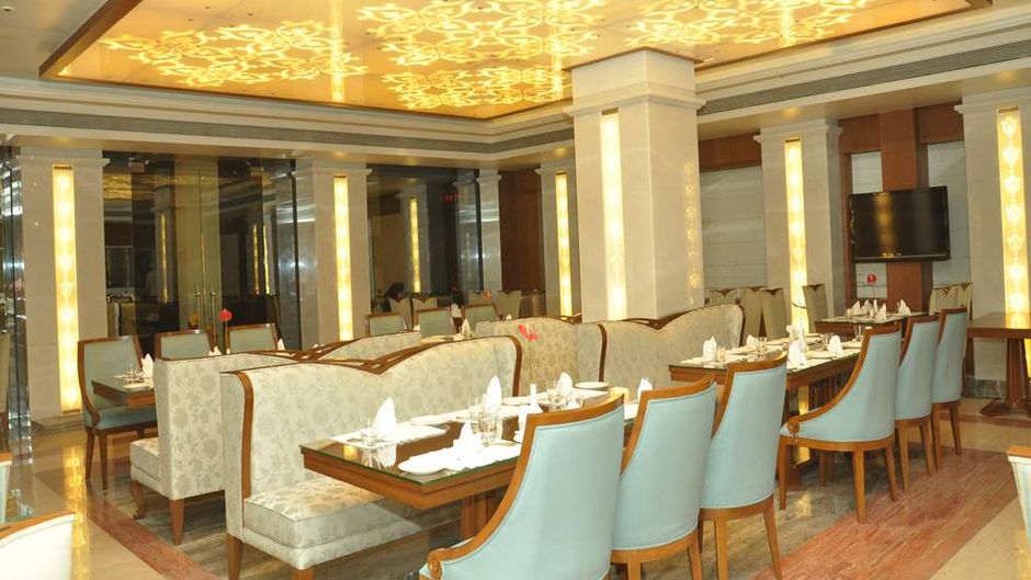 Royal Tulip Navi Mumbai Restaurant