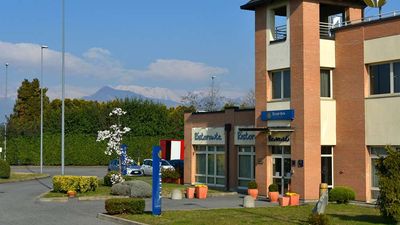 Sopatel Silmande Hotel