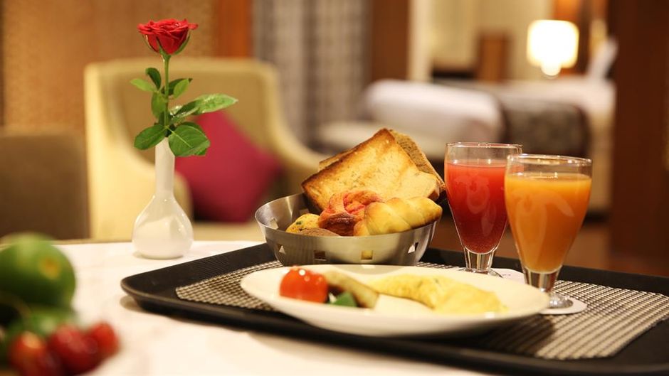 Golden Tulip Hotel Jaipur Restaurant