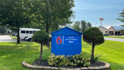 Motel 6 Lafayette