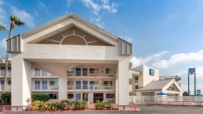Motel 6 Brownsville North