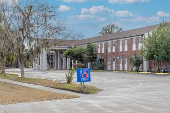 Motel 6 Ocala Conference Center