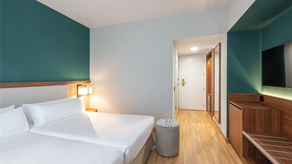 Hotel Elche Centro Affiliated by Melia Room