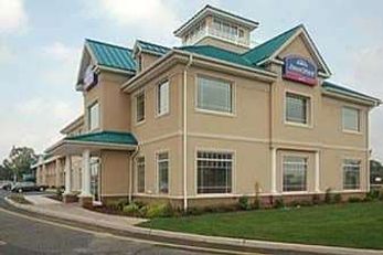 Howard Johnson Hotel - Toms River
