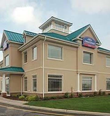 Howard Johnson Hotel - Toms River