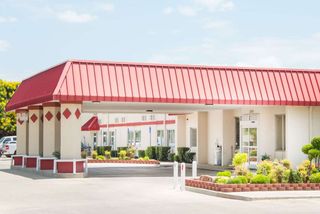 Ramada Enid