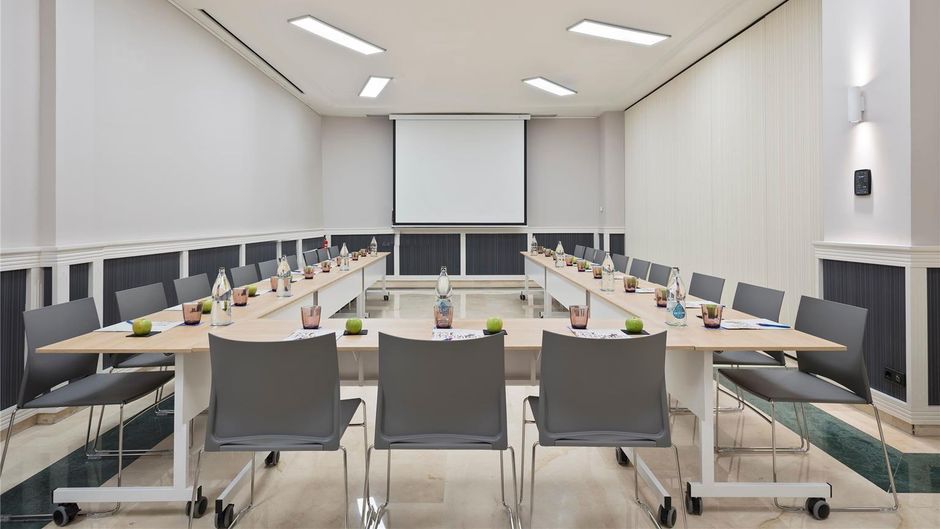 Innside Barcelona Apolo Meeting