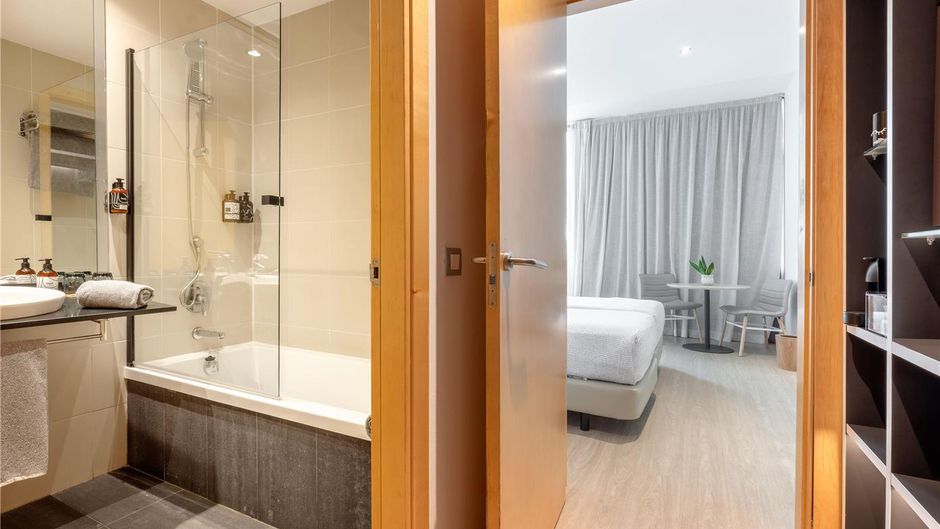 Innside Barcelona Airport Room