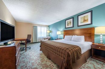 Ramada Vineland
