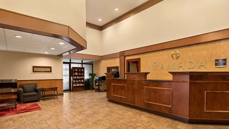 Ramada Fredericton Lobby