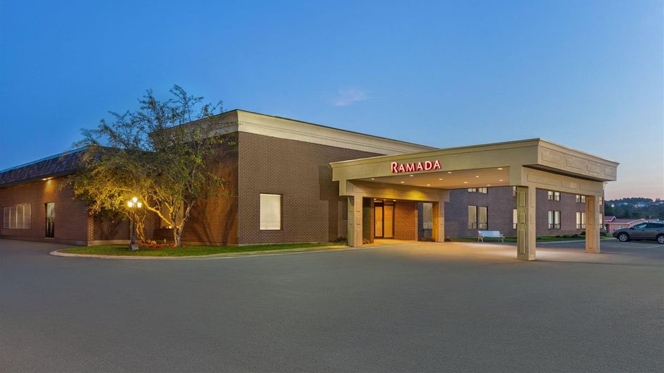 Ramada Fredericton Exterior