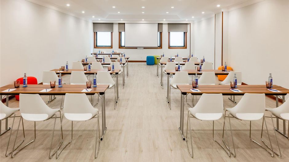 Hotel Santiago Plaza, Affiliated Melia Meeting