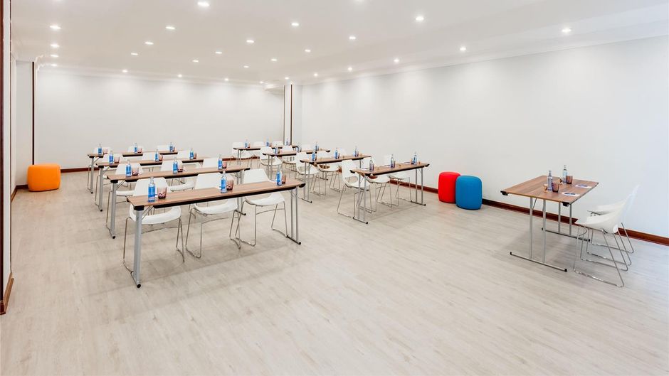 Hotel Santiago Plaza, Affiliated Melia Meeting