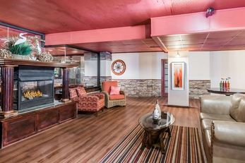 Howard Johnson Plaza Hotel - Oceanfront