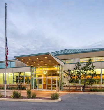 Ramada State College Hotel & Conf Ctr