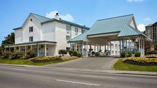 Ramada Pigeon Forge North
