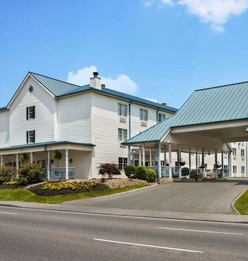 Ramada Pigeon Forge North