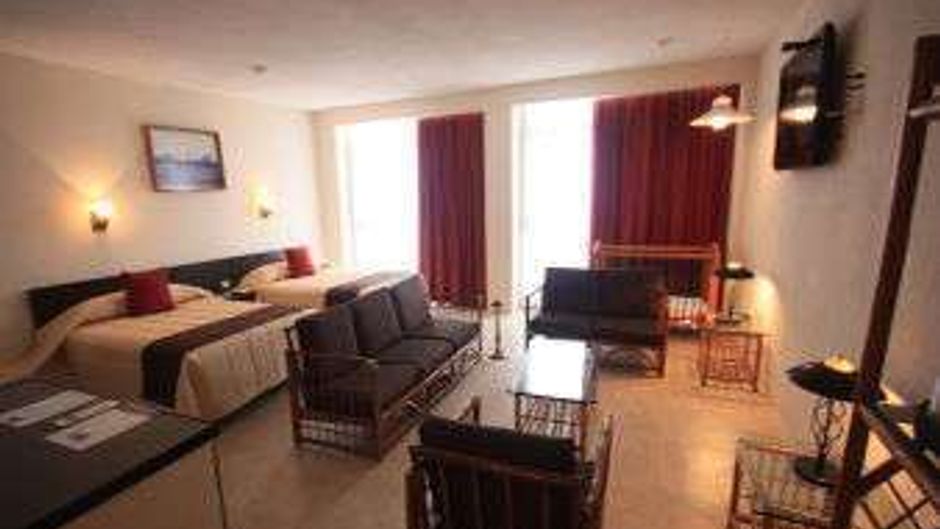 Howard Johnson Hotel, Veracruz Suite