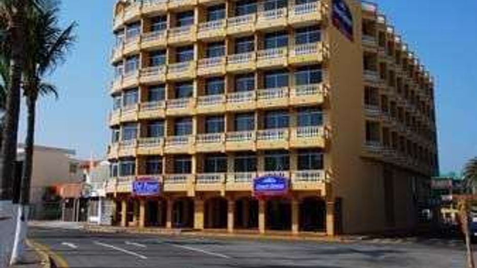 Howard Johnson Hotel, Veracruz Exterior
