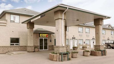 Super 8 Drayton Valley