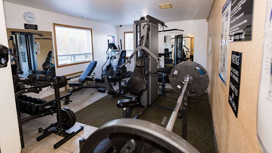 Super 8 Drayton Valley Health