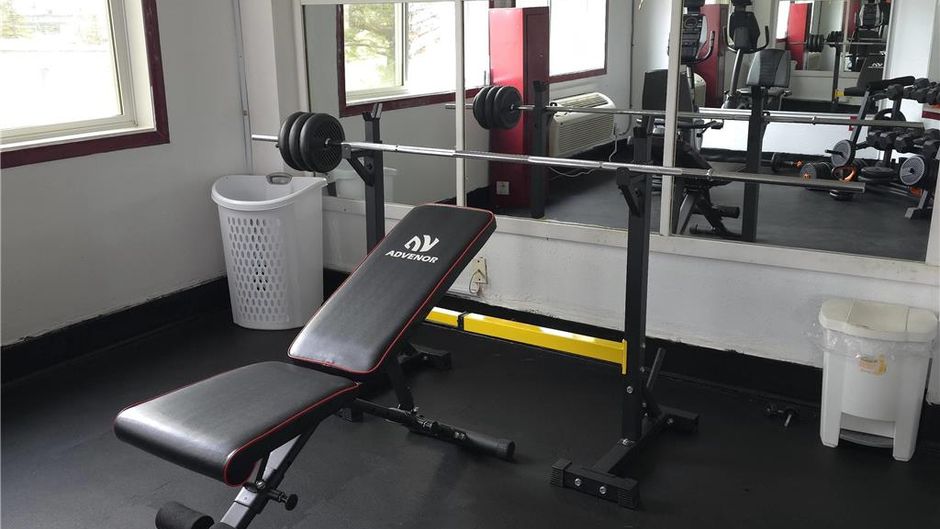 Super 8 Swift Current Health