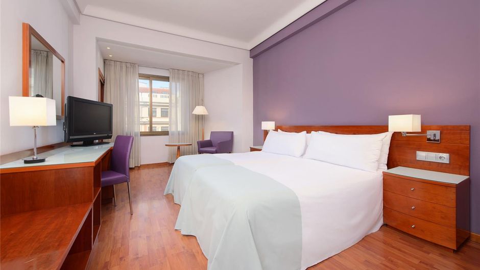 Hotel Madrid Centro, Affiliated by Melia Room