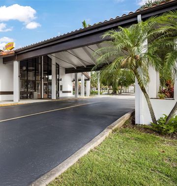 Super 8 Riviera Beach West Palm Beach