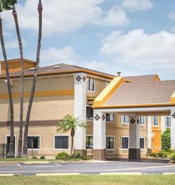 Super 8 Harlingen