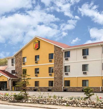 Super 8 Dillon/Breckenridge Area