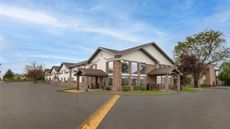Super 8 Longmont/Twin Peaks