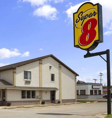 Super 8 Blackwell