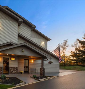 Super 8 Kent/Akron Area