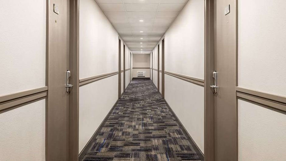 Super 8 Sarnia Other