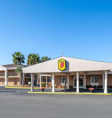 Super 8 Lake City