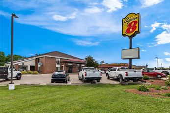 Super 8 Watertown