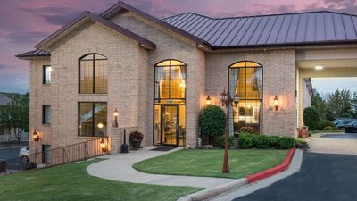 Super 8 Branson/Andy Williams Theatre
