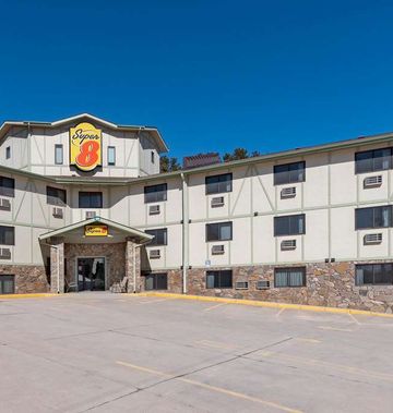 Super 8 Hill City/Mt Rushmore/ Area