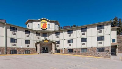 Super 8 Hill City/Mt Rushmore/ Area