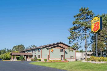 Super 8 Baxter/Brainerd Area
