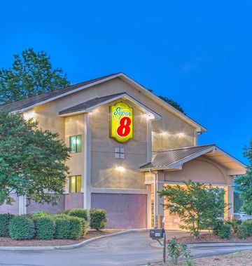 Super 8 Charlottesville