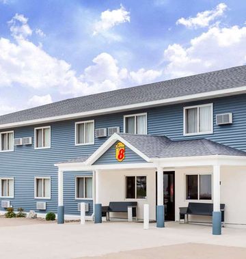 Super 8 Platteville