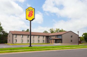 Super 8 Sun Prairie/Madison E