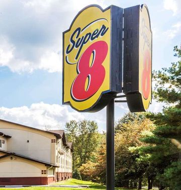 Super 8 East Stroudsburg