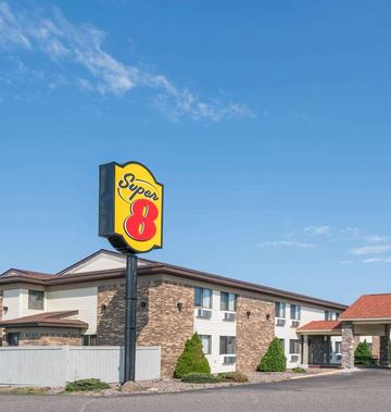 Super 8 Rice Lake