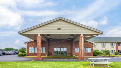 Super 8 Henrietta/Rochester Area