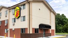 Super 8 Chester/Richmond Area