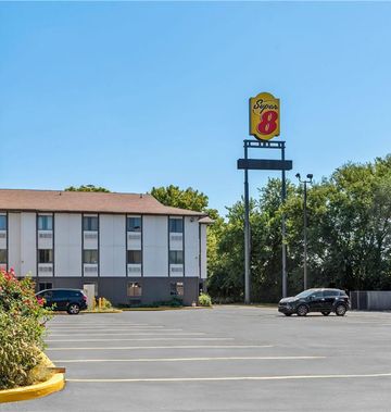 Super 8 Terre Haute