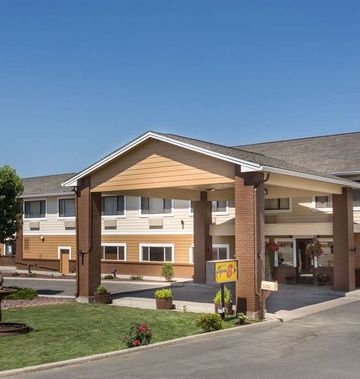 Super 8 Baker City